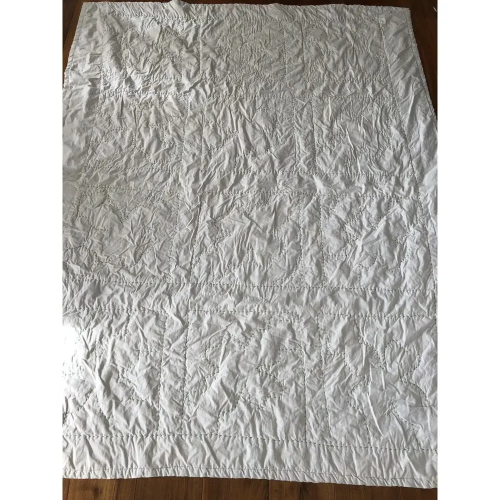 Vintage Hand Made Quilt Rose of Sharon Green, Red 76 x 60 ½